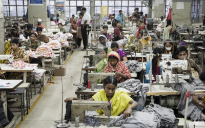 Més de 50 organitzacions demanen a marques, governs i empresaris de Bangladesh i Sri Lanka que protegeixin les treballadores